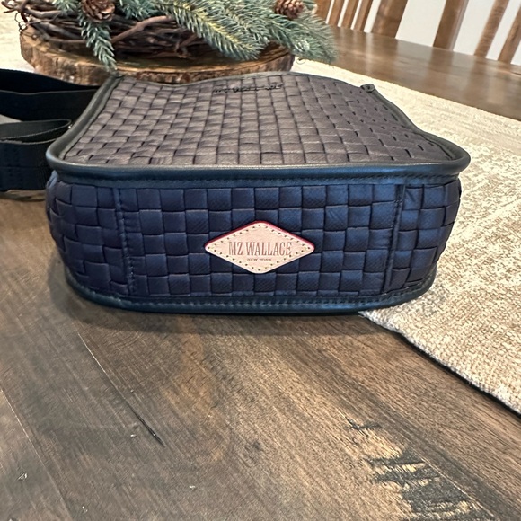 MZ Wallace Black Small Woven Box Crossbody – New with tags!! - Picture 4 of 7